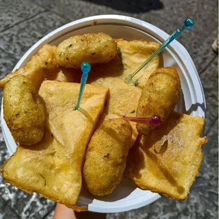 Alojamento de Acomodação e Pequeno-almoço Miky House 3*